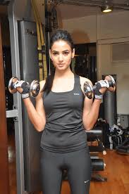 Sonal Chauhan Hot Photos Latest News Photos Reviews Gulte Com She has won beauty contests, and made her debut as an actress in the movie jannat. sonal chauhan hot photos latest news