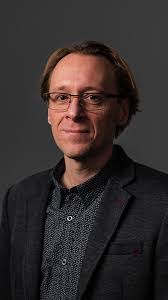 Amro Khalifa's Instagram, Twitter & Facebook