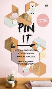 Pinnwand Selbermachen So Geht S Langweilige Quadratische Pinnwande Waren Diy Interior Diy Projects To Try Diy Crafts