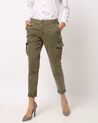 Shop over 1,400 top cargo pants for women and earn cash back all in one place. Buy Olive Green Trousers Pants For Women By Superdry Online Ajio Com