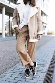 Outfit Adidas Stan Smith W Leo Sneaker Zara Shearling Jacket Shearling Jacke Fashiioncarpet Coole Outfits
