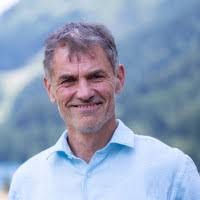 300+ Profile mit dem Suchbegriff „Michaël“