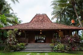Karena memang di indonesia sangat kali ini kita memiliki banyak koleksi referensi gambar seperti gambar sketsa rumah adat jawa tengah. 7 Keunikan Rumah Adat Joglo Punya Sejarah Dan Filosofi Yang Unik