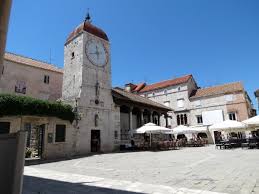 In 1997 the world heritage committee trogir do indeed offer many fine public and domestic buildings and fortifications. Trogir Camp Rozac Trogir Dein Perfekter Urlaubsort