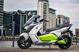 bmw c evolution scooter hitting paris runway bmw scooter electric scooter new bmw