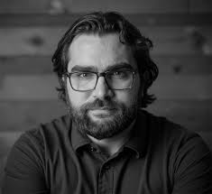 UPDATE FOR WARHAMMER 40,000: COMBAT PATROL CUSTOMERS We're thrilled by the  positive response to our latest Warhammer collection. Due to  higher-than-expected demand, retail customers may find it more difficult  than usual to