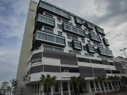 Klinik24jam #sitkom #comedy aziz gagap ngajakin suster astuti yang diperankan magdalena buat masuk ke ruangan baru. Cathayana Hotel Kuantan Kuantan Promo Terbaru 2020 Rp 414012 Foto Hd Ulasan