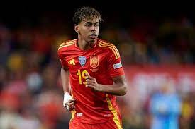 Lamine Yamal, a un paso de la final de la Nations League con España: así es  su nuevo gran sueldo con el FC Barcelona