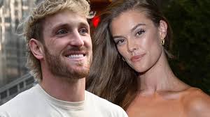 Logan Paul se compromete con Nina Agdal : r/Fauxmoi