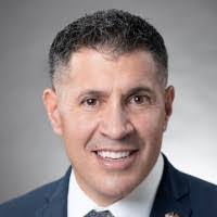 Robert Kilbourne's Instagram, Twitter & Facebook