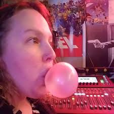 Video Premiere: “Chinga La Migra” by Lincka