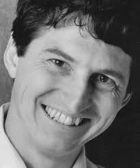 01-17 Laughter 23_LIVE.indd