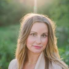 Kami Griffith's Instagram, Twitter & Facebook