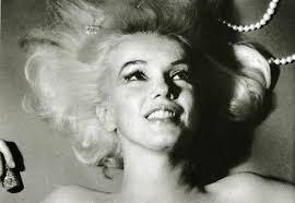 Last Talk With A Lonely Girl Marilyn Monroe Bad Shots Marilyn Monroe Photos Marilyn Monroe Marilyn Monroe Life