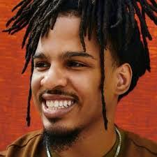 Amanda Wortham's Instagram, Twitter & Facebook