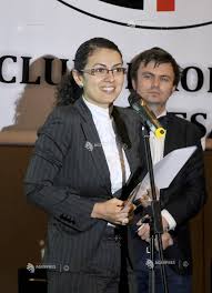 Cu demnitatea și discreția pe care i le știu toți cei care o cunosc, iuliana a plecat dintre noi. Iuliana Roibu Agerpres ActualizeazÄƒ Lumea