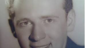 Dale Lind, one of Chicago's most famous cantors, dies at 99