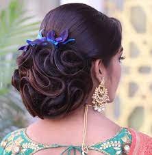 Low Bun With Retro Design By Pylptel Dress Design By Jasminasheth More Information For Hairstyle Class 9099 Bridal Hair Buns Bridal Hair Updo Hair Styles