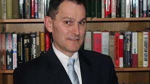 Erik Best: Když vám nefunguje základní mediální byznys, anglicky mluvící  čtenáři vás nezachrání