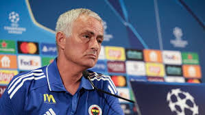 De Aktürkoglu aos elogios à "equipa de Champions do Benfica": tudo o que disse José Mourinho - Turquia - Jornal Record