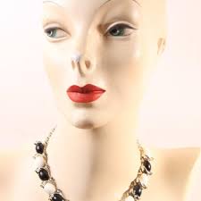 Vintage Vo Les Bernard Gold Tone Articulated Collar