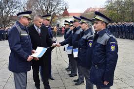 Politia de frontiera romana este institutia specializata a statului care se ocupa de supravegherea si controlul trecerii frontierei de stat. È™coli È™coala P A P F Avram Iancu Oradea Ovidan