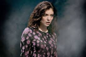 Популярные сегодня тексты и переводы песен Lorde Perfect Places Gotdatnew