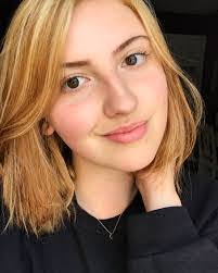 Shannon Donaghy's Instagram, Twitter & Facebook