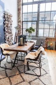 Tapis Berbere Pas Cher Ou Le Denicher Blog Deco Clemaroundthecorner Salon Eclectique Appartement Rustique Design D Interieur De Grenier