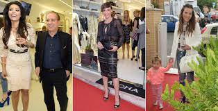 Modella, imprenditrice, showgirl, italiana con. Carolina Marconi Torna Con Paolo Berlusconi Roberta Giarrusso Super Sexy Micol Olivieri Con La Figlia E Il Party Piu Curioso Di Roma Gossip