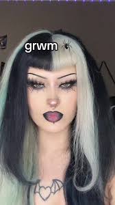 lil spider web tutorial 🖤🕷️ #altmakeup #makeuptutorial #graphicliner  #gothmakeup