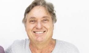 Saul Klein prioriza sua defesa e deixa a política