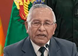 Cárdenas lamentó que los maestros no tengan interés en capacitarse en  educación virtual El Ministro de Educación Víctor Hugo Cárdenas lamentó el  desinterés de los maestros en capacitarse en las cuatro modalidades