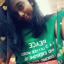 Mona Moses's Instagram, Twitter & Facebook