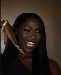 There's nothing I love more than being a dark skin woman 🖤