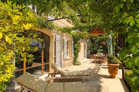 Luxury Villa Rental Le Jardin D Aurelia Emotional Escapes By Video Vacances De Luxe Vacances En France Villa