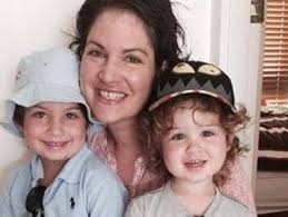 Mel McLaughlin's Instagram tribute to sister who died of lung cancer