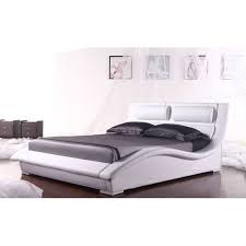 High headboard is upholstered with high quality leather and finished with decorative quilting. King Size Modern White Faux Leather Platform Bed With Headboard Fastfurnishings Com