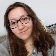 Abby Burns's Instagram, Twitter & Facebook