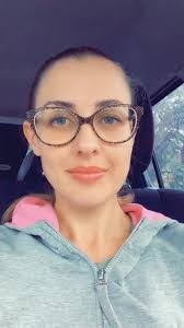 Kat Cochran's Instagram, Twitter & Facebook