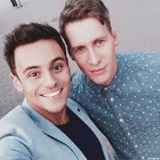 Jul 27, 2021 · july 27, 2021 by mortal tom daley was born on 21 may 1994 (age 27 years; 20 Same Sex Couples Who Don T Mind The Age Gap