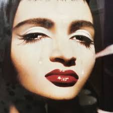 Ella Roach (@EllaRoach12)