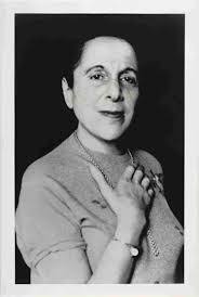 Tana Gilbert's Instagram, Twitter & Facebook