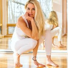 We believe that yoga is for everyone regardless of age and body type. Yogafort 2019 Teachers Treefort Music Fest