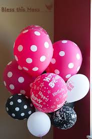 You can have a mickey mouse clubhouse party with mickey's friends! Minnie Mouse Birthday Party Cute Diy Disney Party