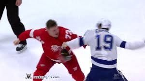 Barclay goodrow is a canadian professional ice hockey right wing currently playing for the tampa bay lightning of the national hockey league. Barclay Goodrow