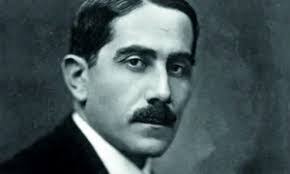 Yasmine Ar's Instagram, Twitter & Facebook