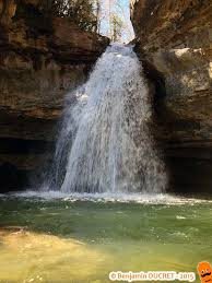 Le Pain De Sucre Une Merveille De La Nature Cascade Stalagmite