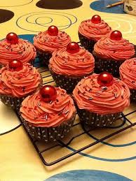 Hello Whew Christmas And Boxing Day Are All Done So Now I Have Time For My Next Big Project I Am Starting With My D Fake Cupcakes Fake Food Fake Food