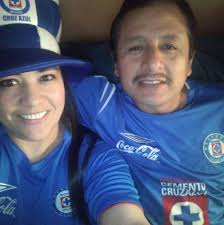 This easy spring dessert is so good I make this delicious and easy dessert  with angel food cake and berries, so yummy! Original Video produced by  network media and Lorenzo M's Original